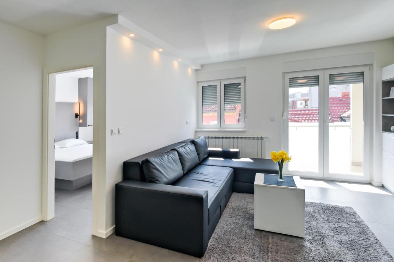 Apartment Zagreb, 0-24, Self Service Check-In, Free Parking ภายนอก รูปภาพ