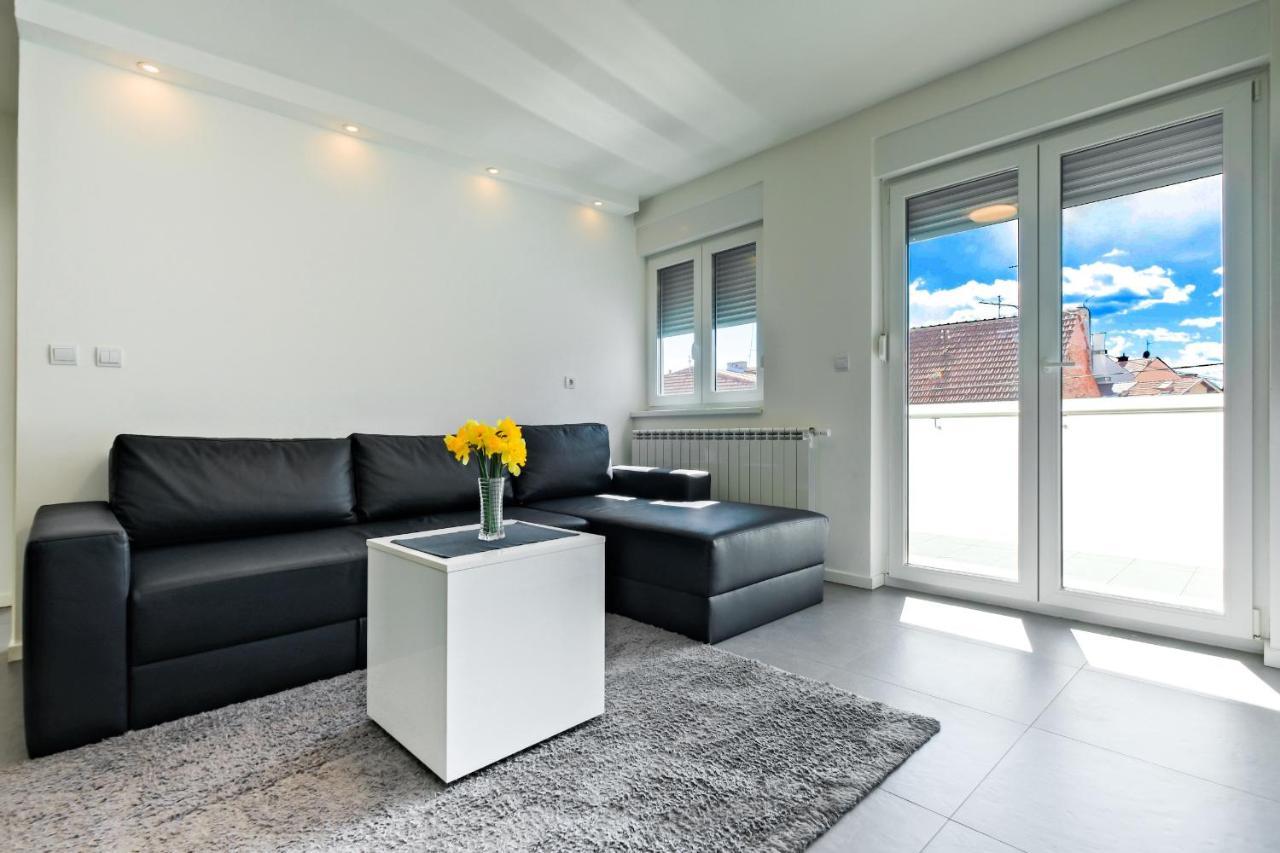 Apartment Zagreb, 0-24, Self Service Check-In, Free Parking ภายนอก รูปภาพ