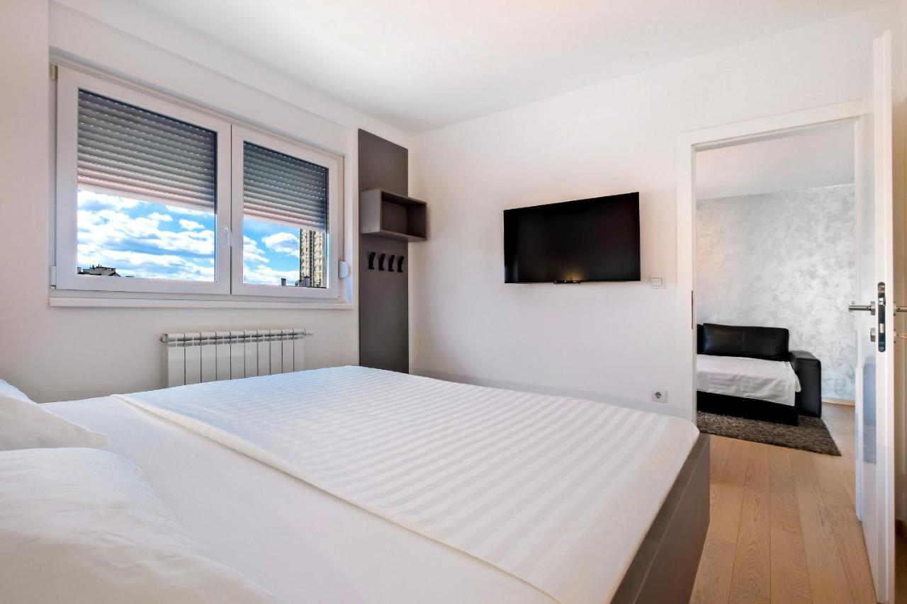 Apartment Zagreb, 0-24, Self Service Check-In, Free Parking ภายนอก รูปภาพ
