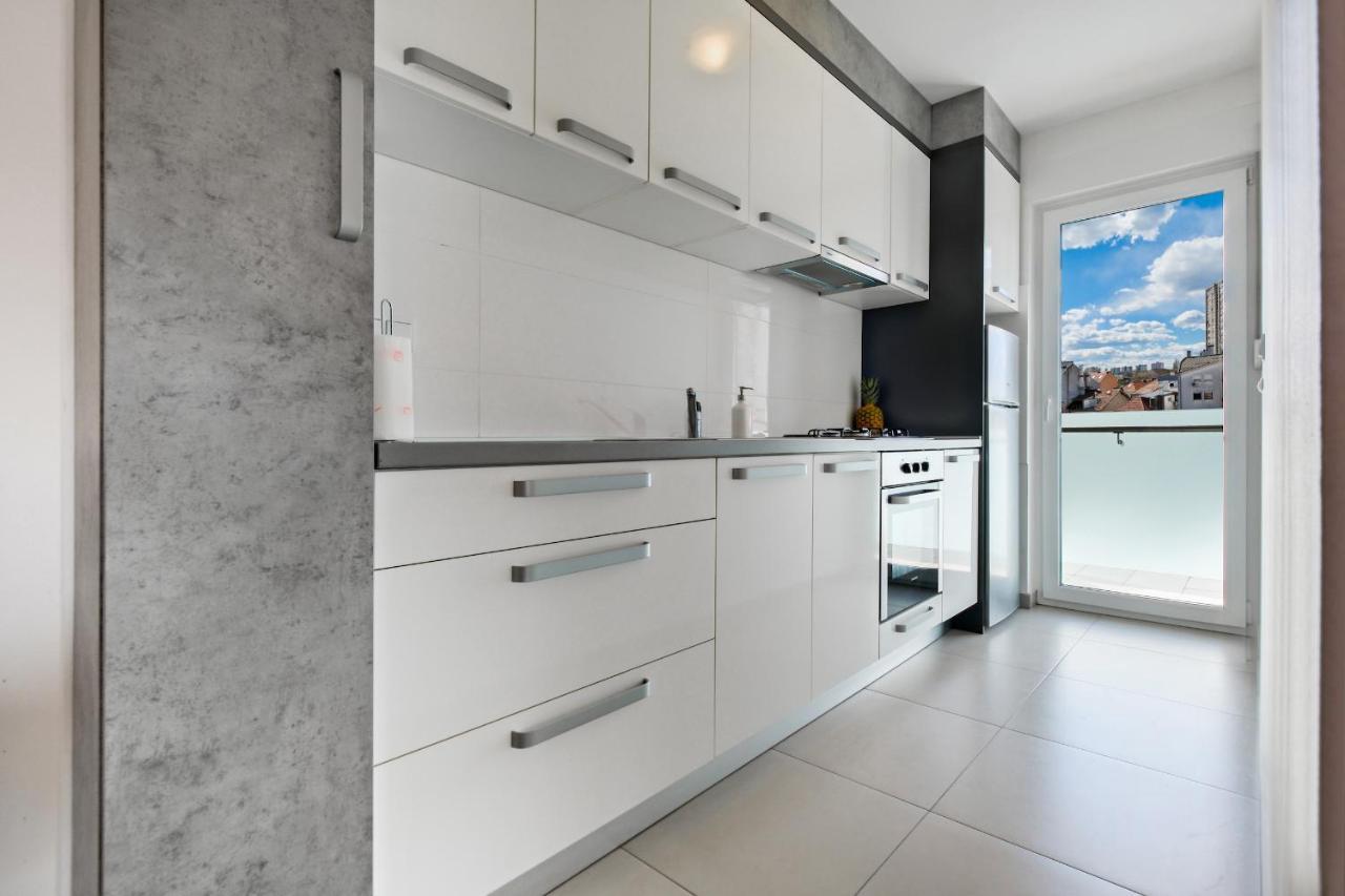 Apartment Zagreb, 0-24, Self Service Check-In, Free Parking ภายนอก รูปภาพ