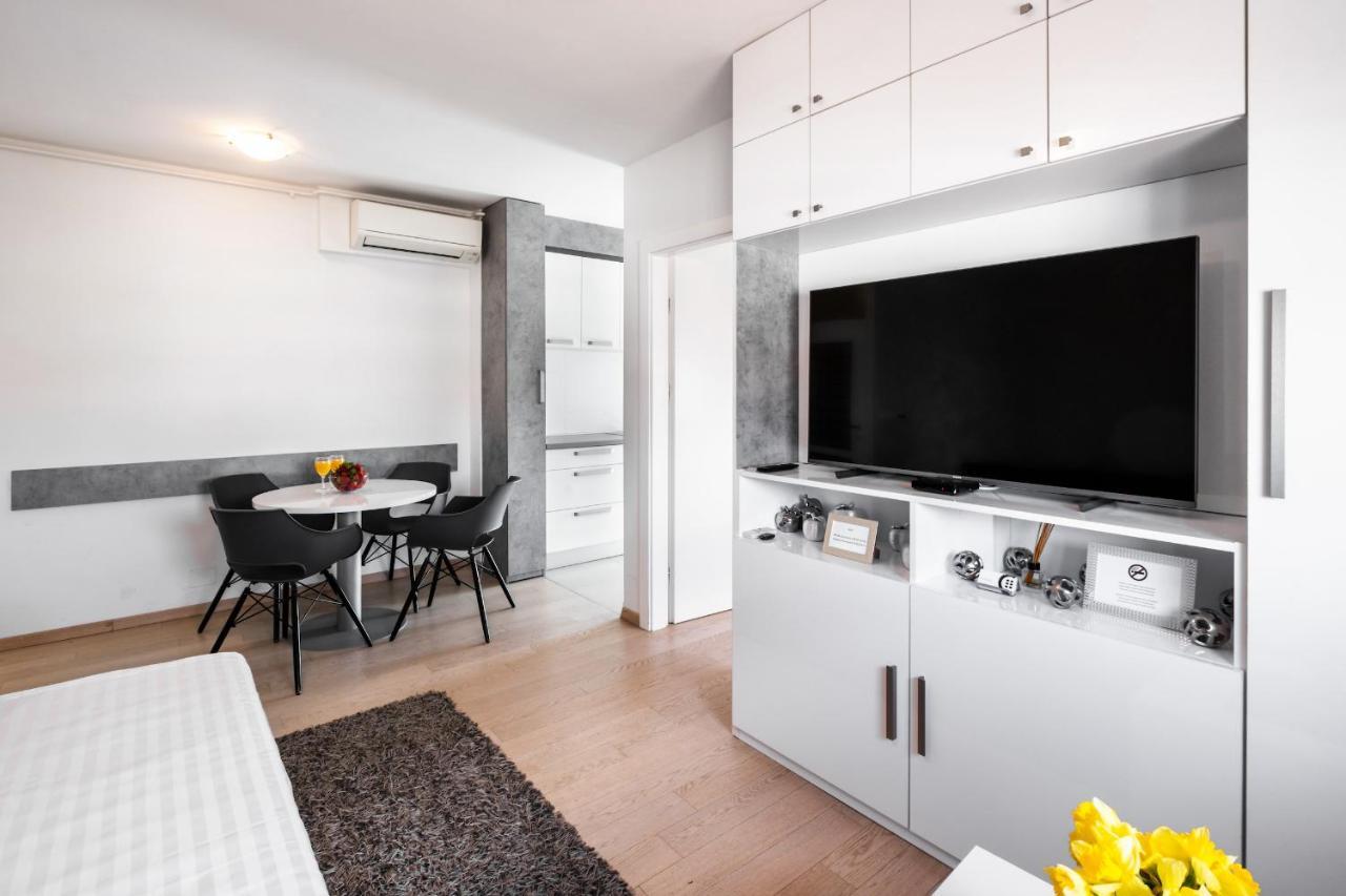 Apartment Zagreb, 0-24, Self Service Check-In, Free Parking ภายนอก รูปภาพ