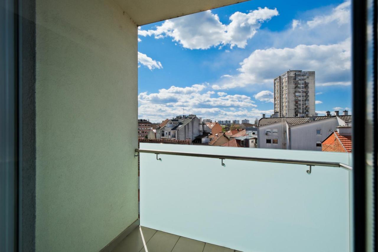 Apartment Zagreb, 0-24, Self Service Check-In, Free Parking ภายนอก รูปภาพ